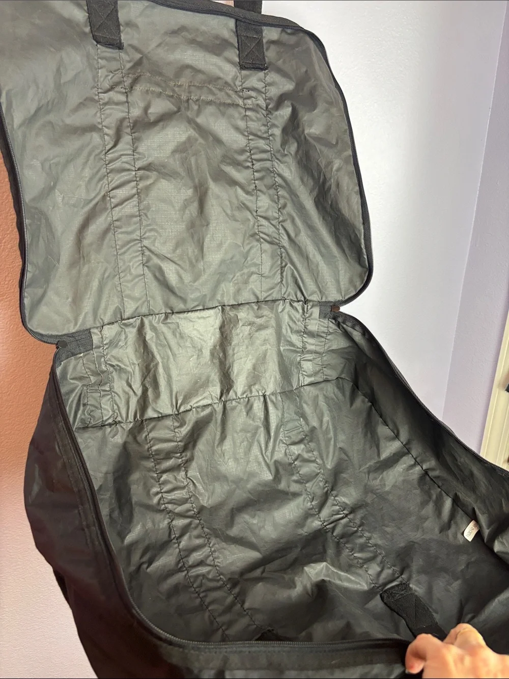 Swag Bag 20th Century Fox Black Men's Travel Garment Bag